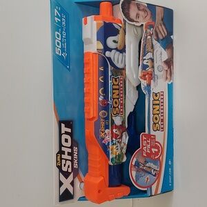 Sonic the hedgehog zuru x-shot water gun . New  ages 5+ .